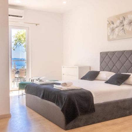 Apartment Cvita Free Beach Parking Makarska Bagian luar foto