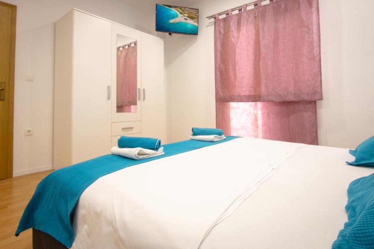 Apartment Cvita Free Beach Parking Makarska Bagian luar foto
