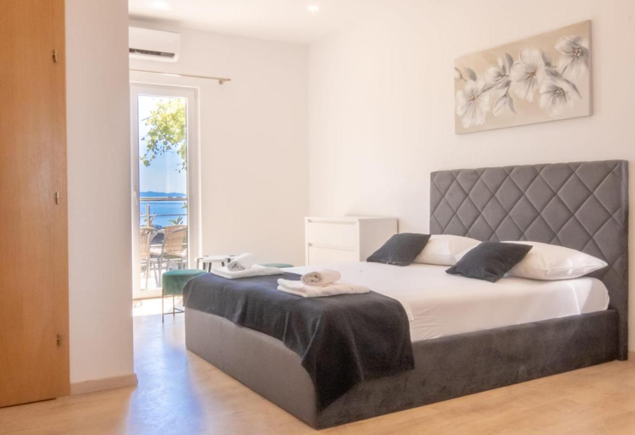 Apartment Cvita Free Beach Parking Makarska Bagian luar foto